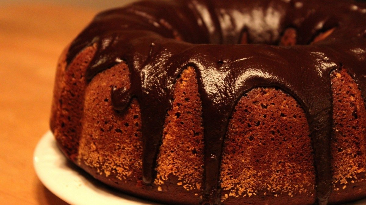 Шоколадные пирожные с корицей