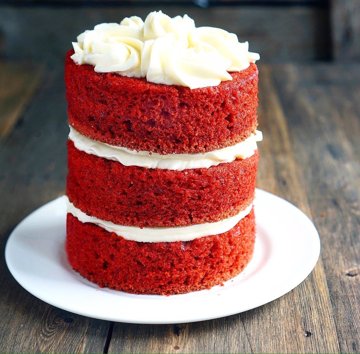 Квадратный торт красный бархат