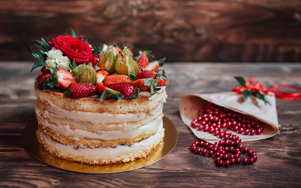 Красивые торты с ягодами