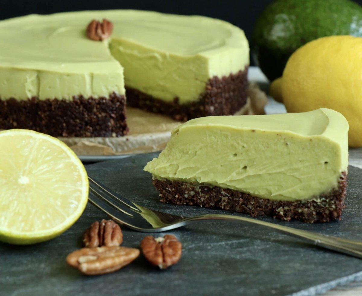 Pistachio Cake клематис