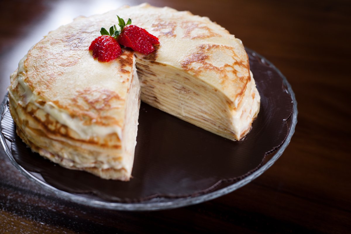 Блинный торт с черникой