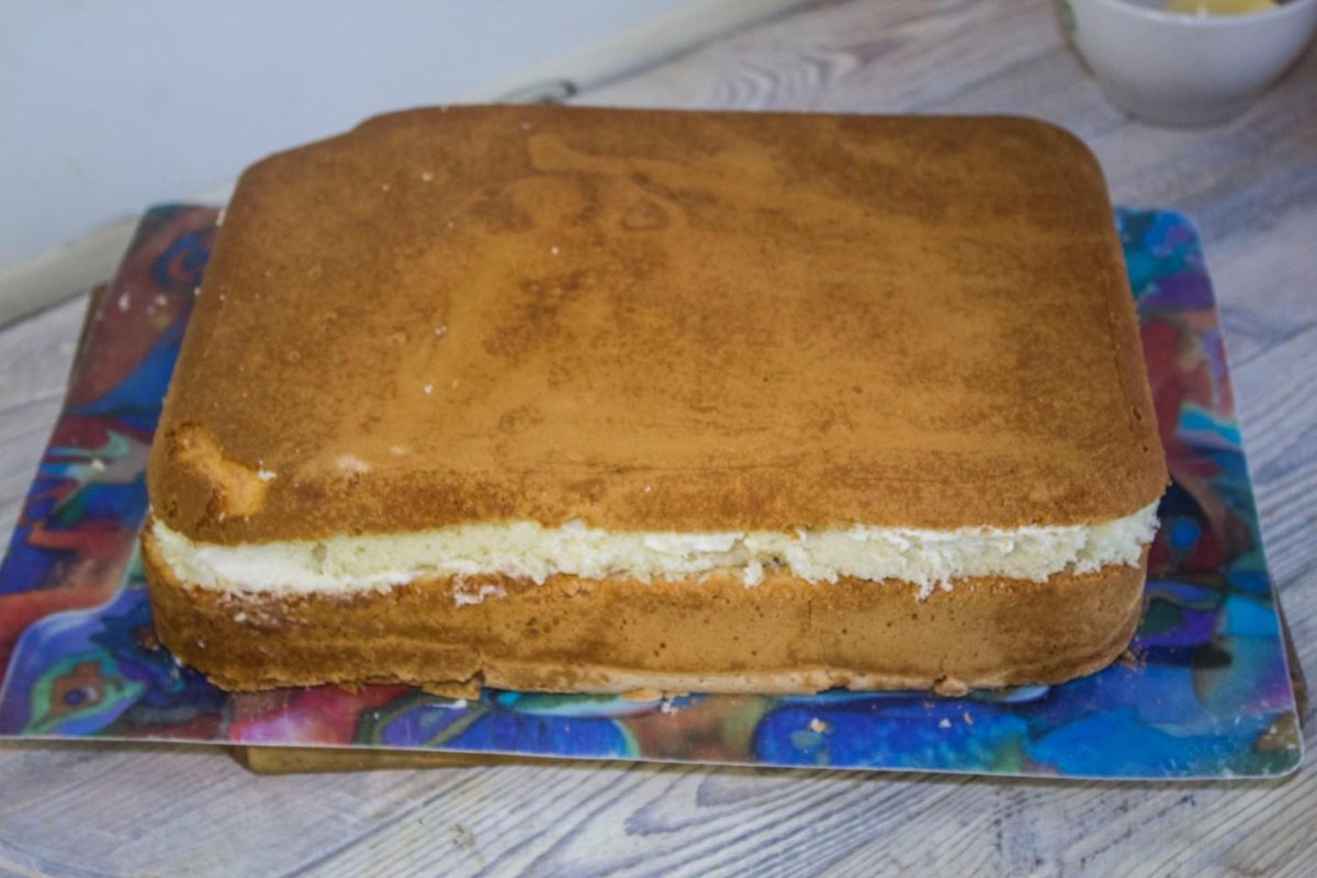 Шоколадно-Ореховый тортик с творожным кремом и бананом!