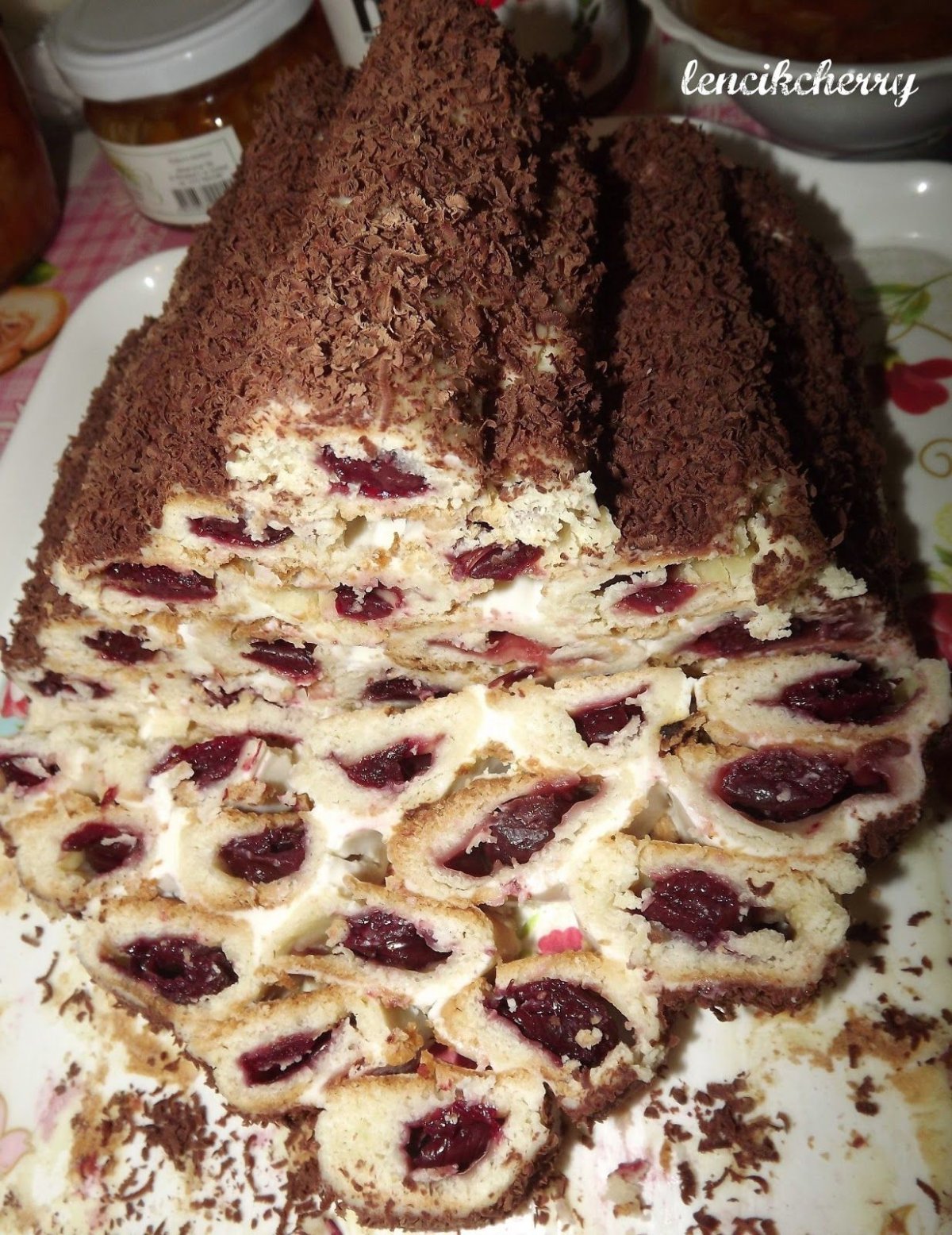 Торт Кушма луй Гугуцэ