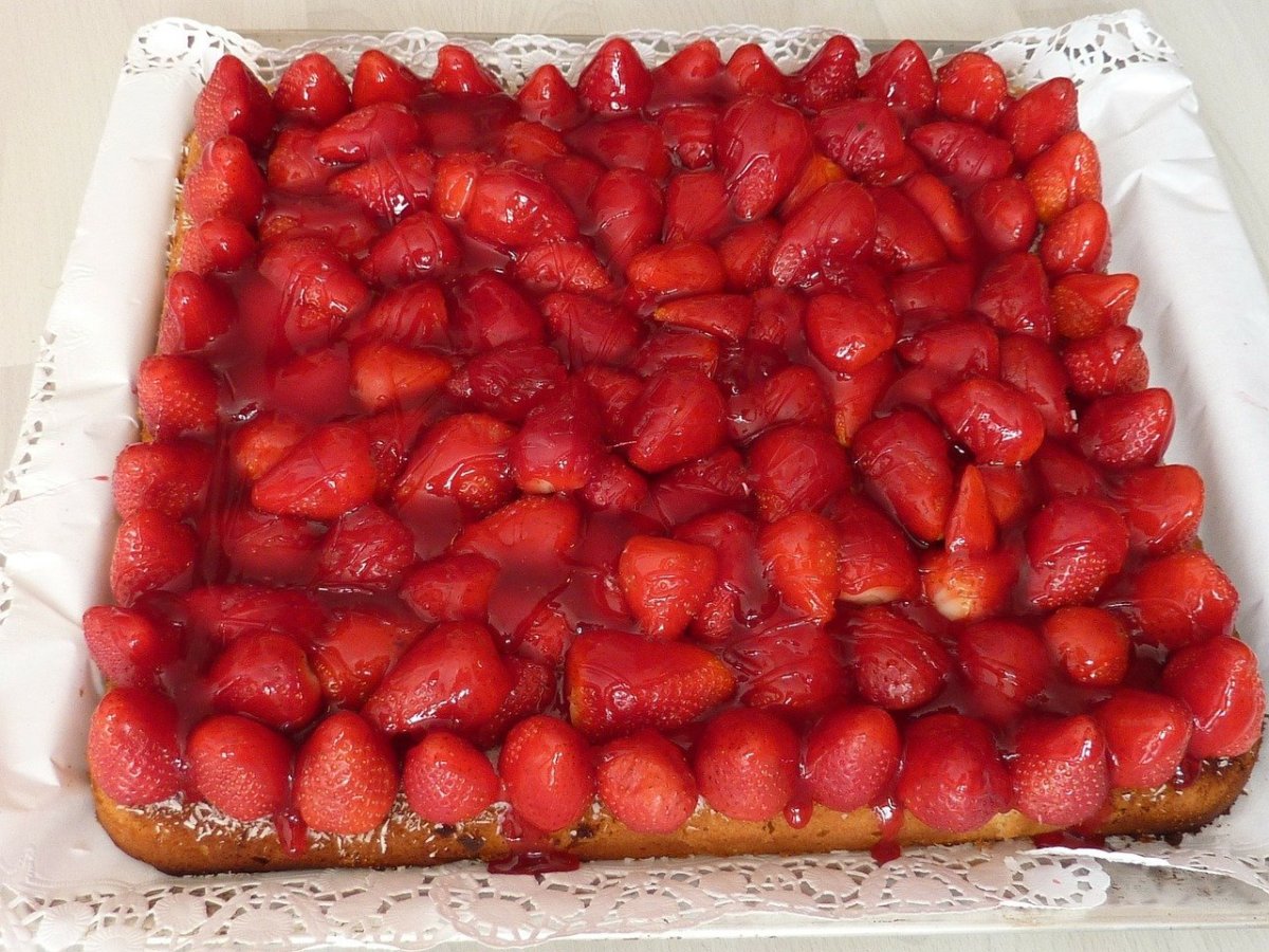 Торт с клубничной НАМЕЛАКОЙ сборка