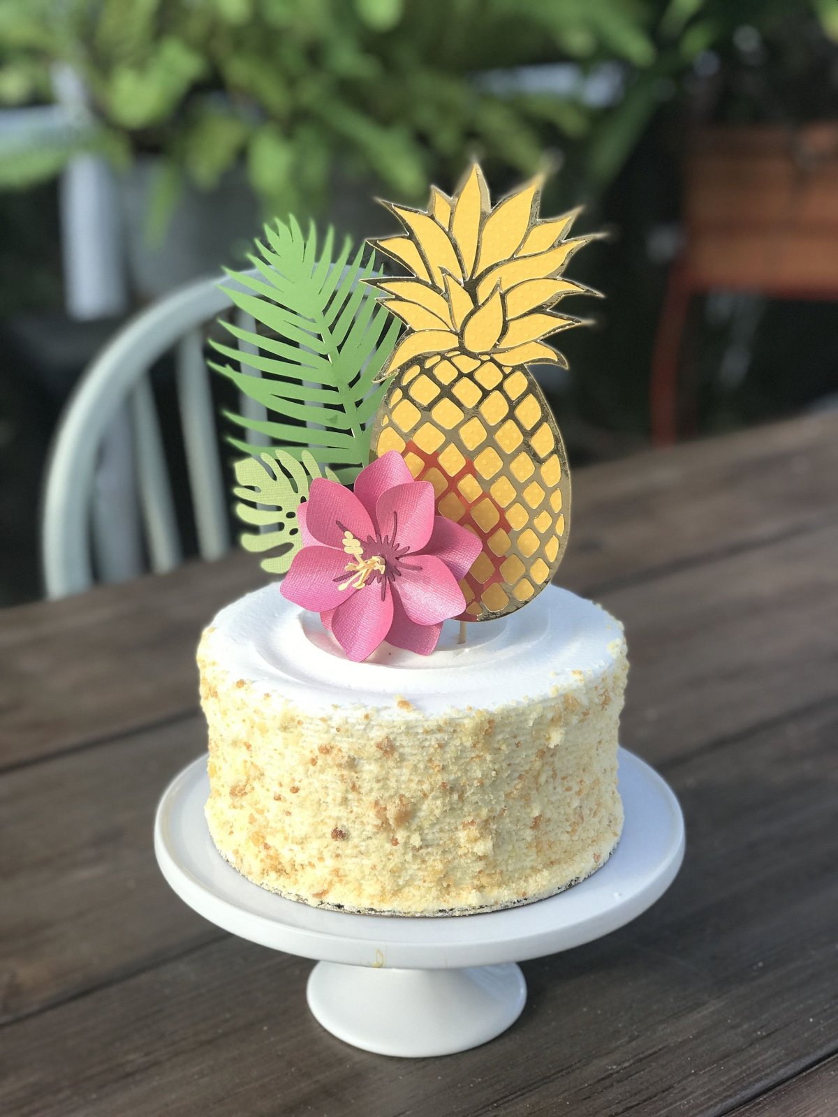 Торт в тропическом стиле