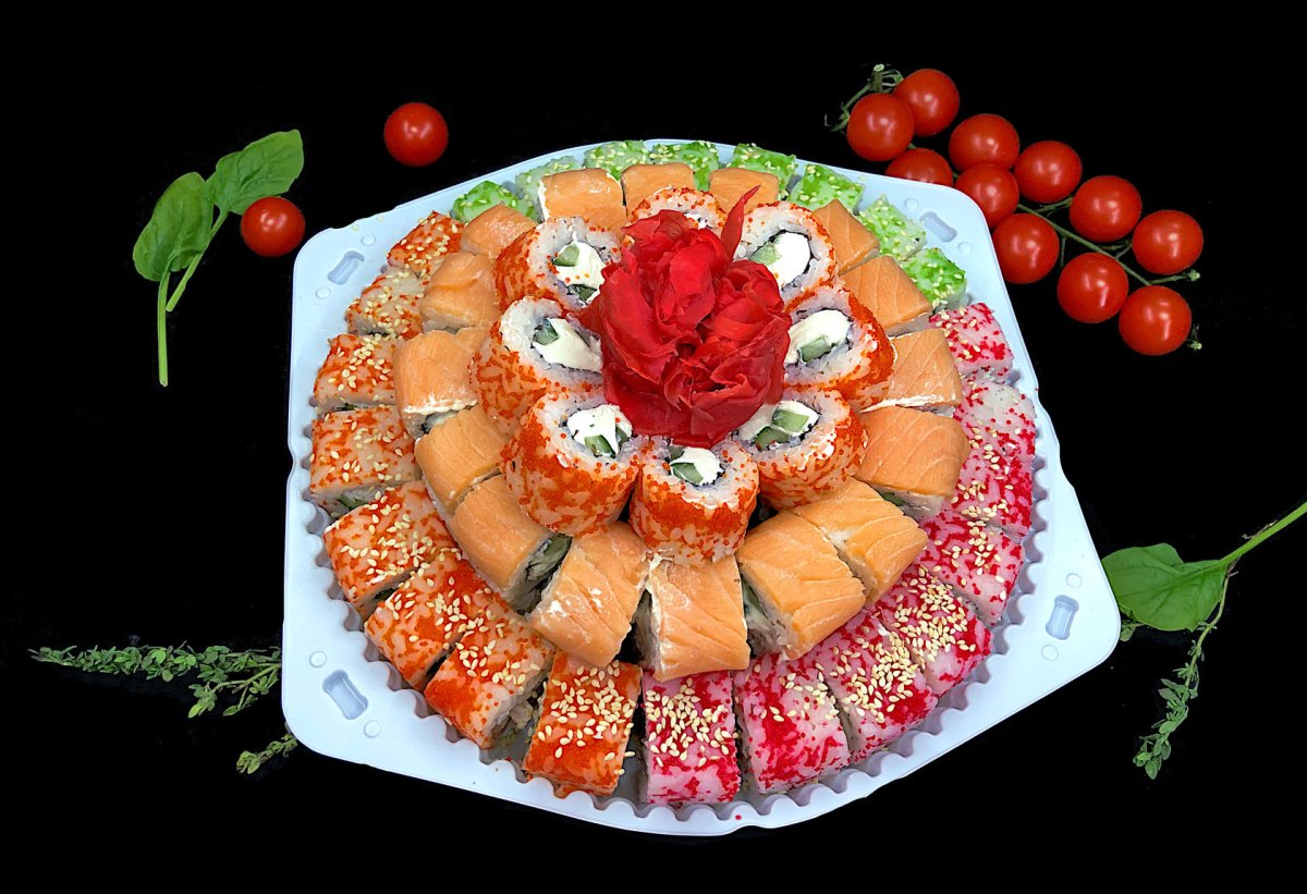 Торт из роллов