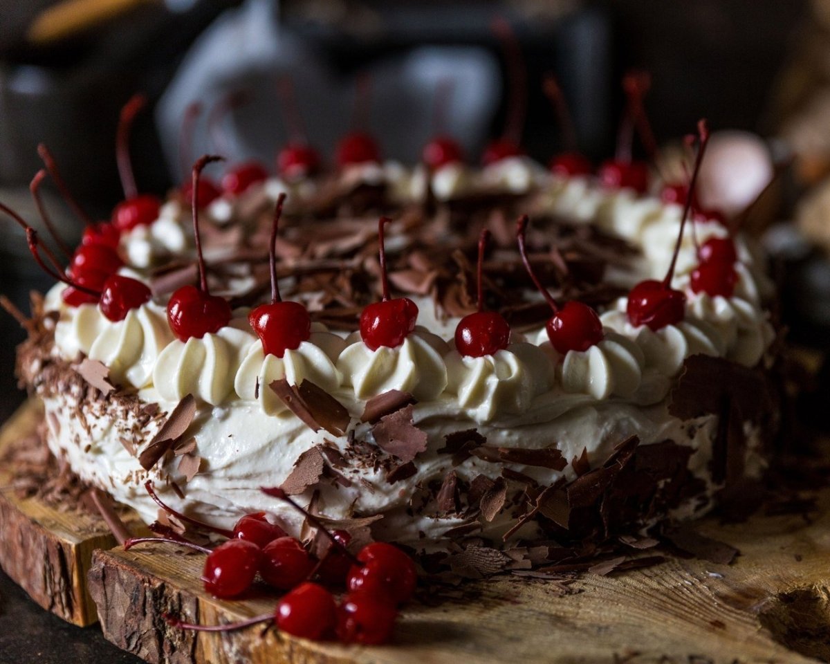 Торт "чёрный лес" (Black Forest Cake)