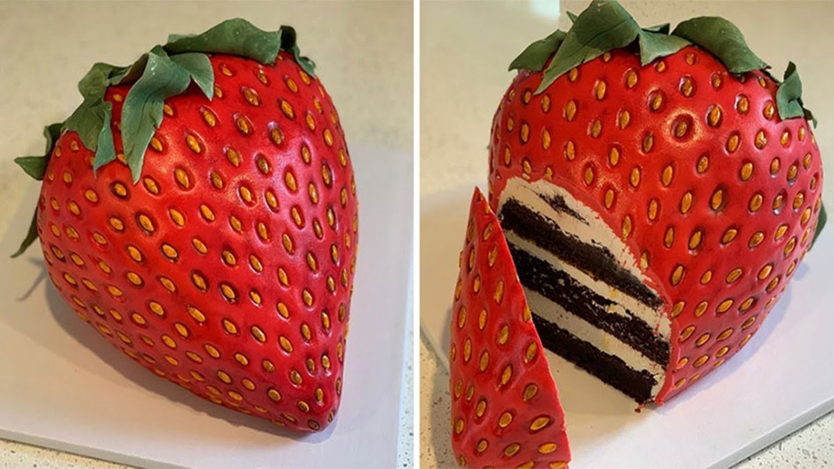 Торт сердце с клубникой