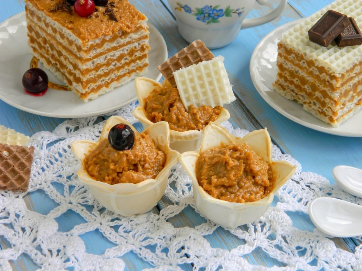 Торт с вафельными коржами