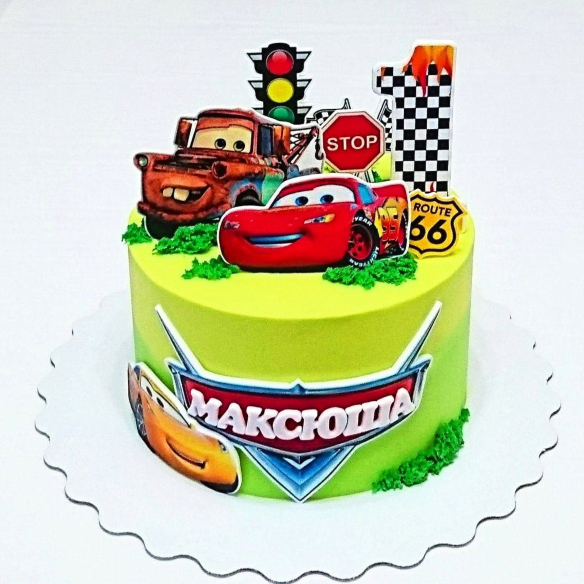 Торт с машинками Тачки