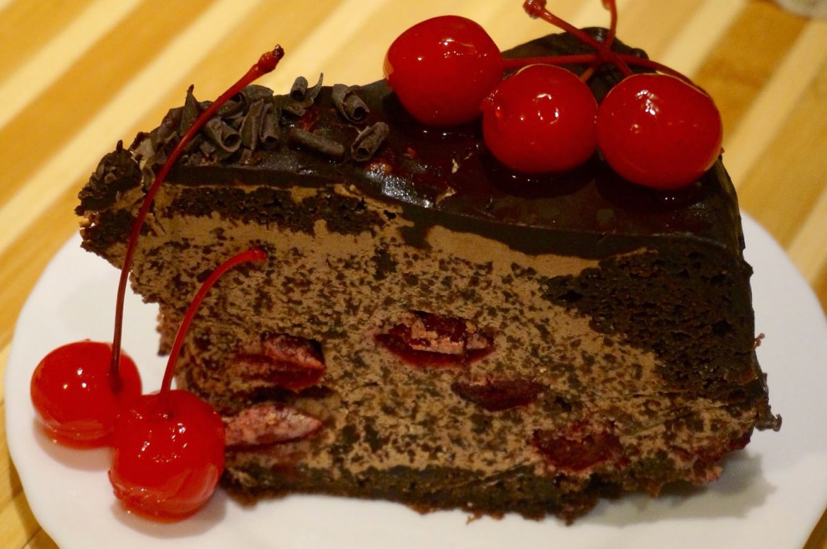 Крендель с маком