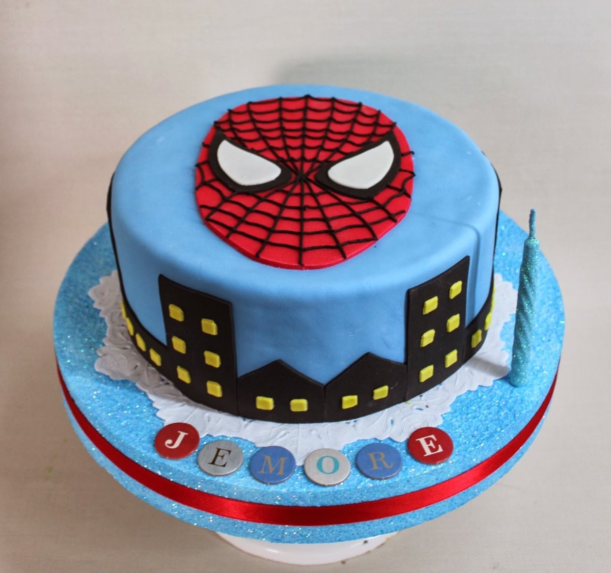 Spider man Cake