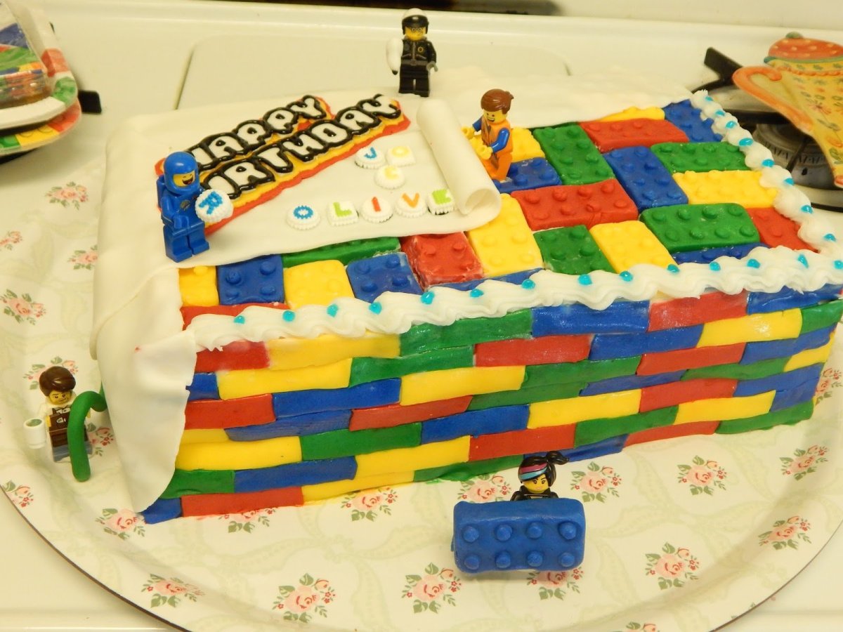 LEGO City Эммет торт