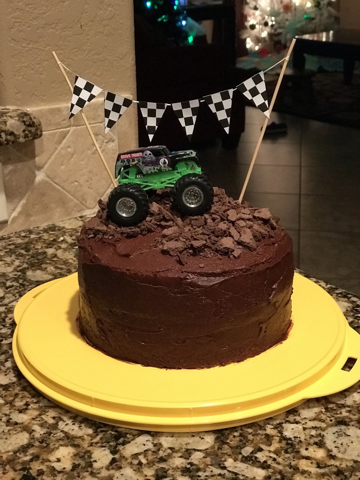 Торт Monster Jam