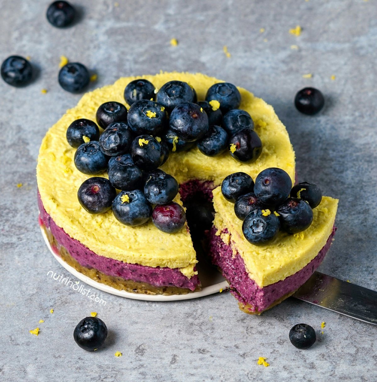 Blue Blueberries in my icecream Cake