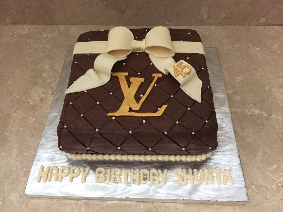 Louis Vuitton Cake