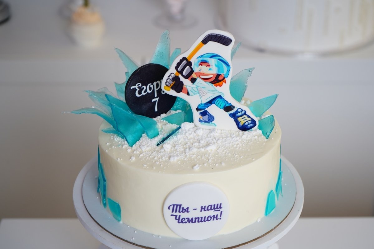 Торт хоккей мультяшные герои