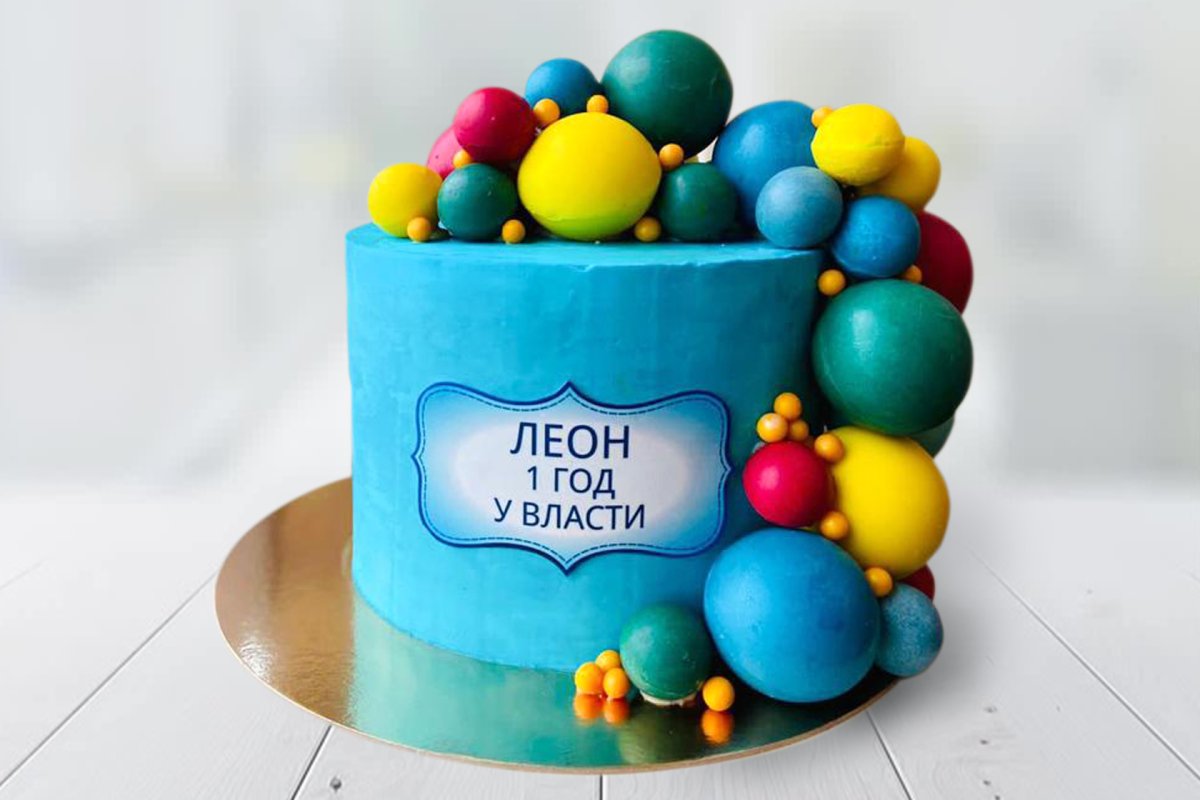 Стильный детский торт
