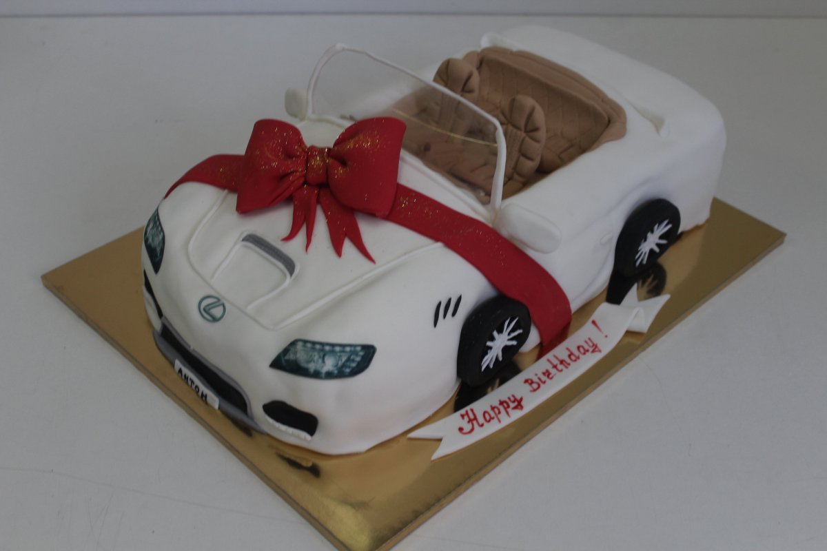 Торт Mercedes-Benz