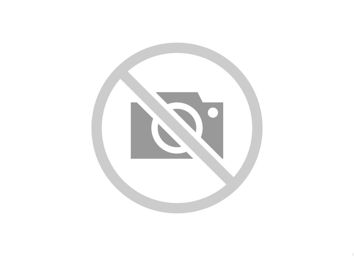 Тортики на темном фоне