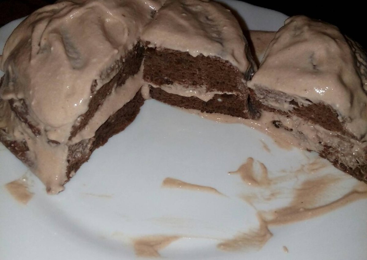 Торт с клюквой и сметанным кремом