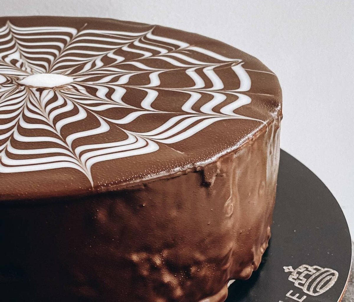 Chocolate Turtle Cake