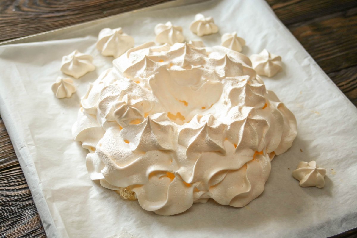 Торт "безе с фундуком" (Hazelnut Meringue Cake)
