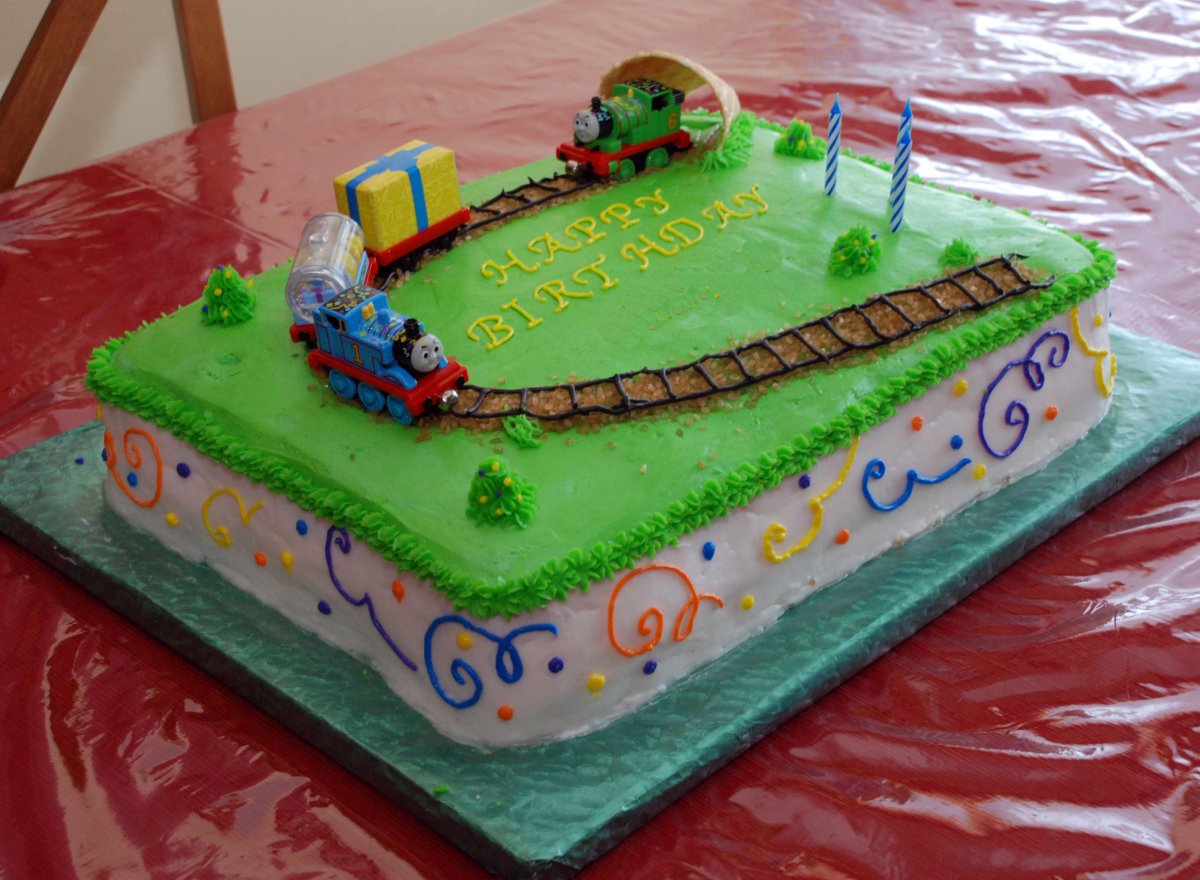 Happy Birthday Thomas Cake