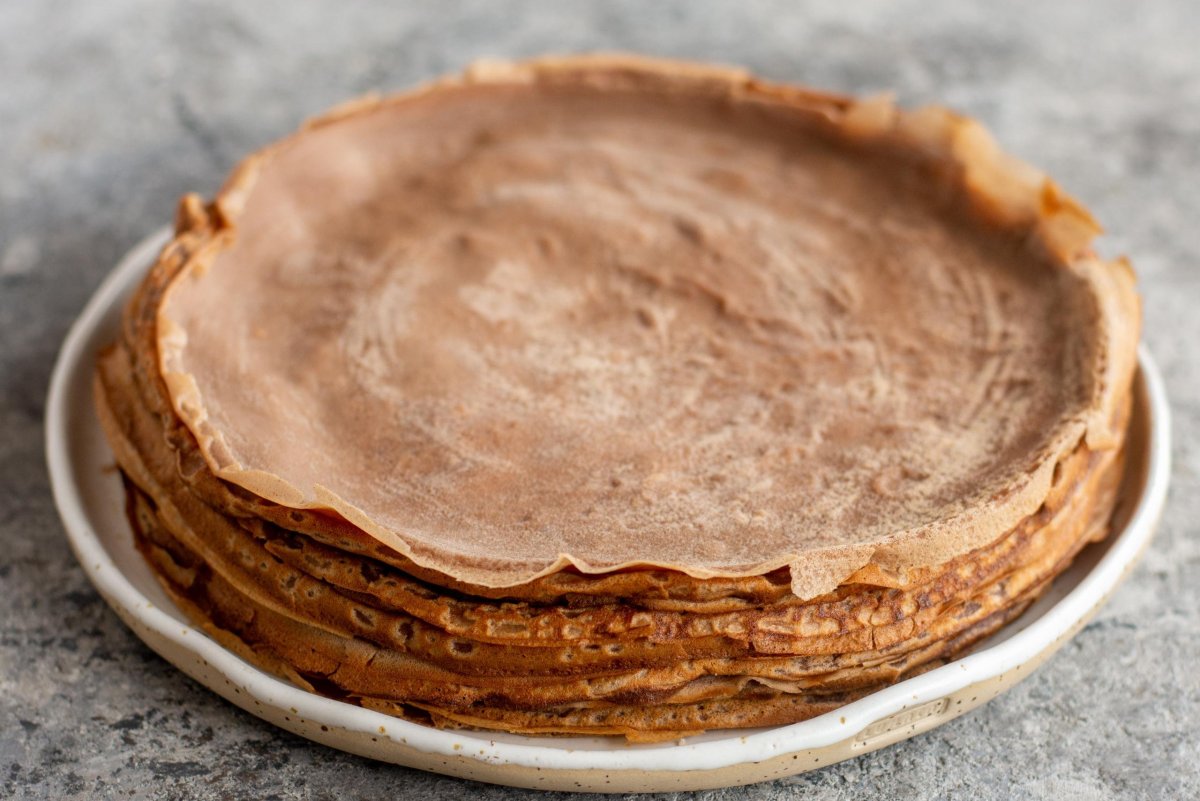 Блинный торт с бананом и маскарпоне