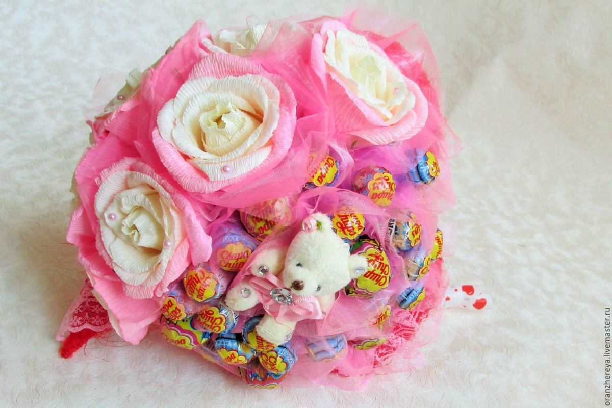 Букет из коробок конфет