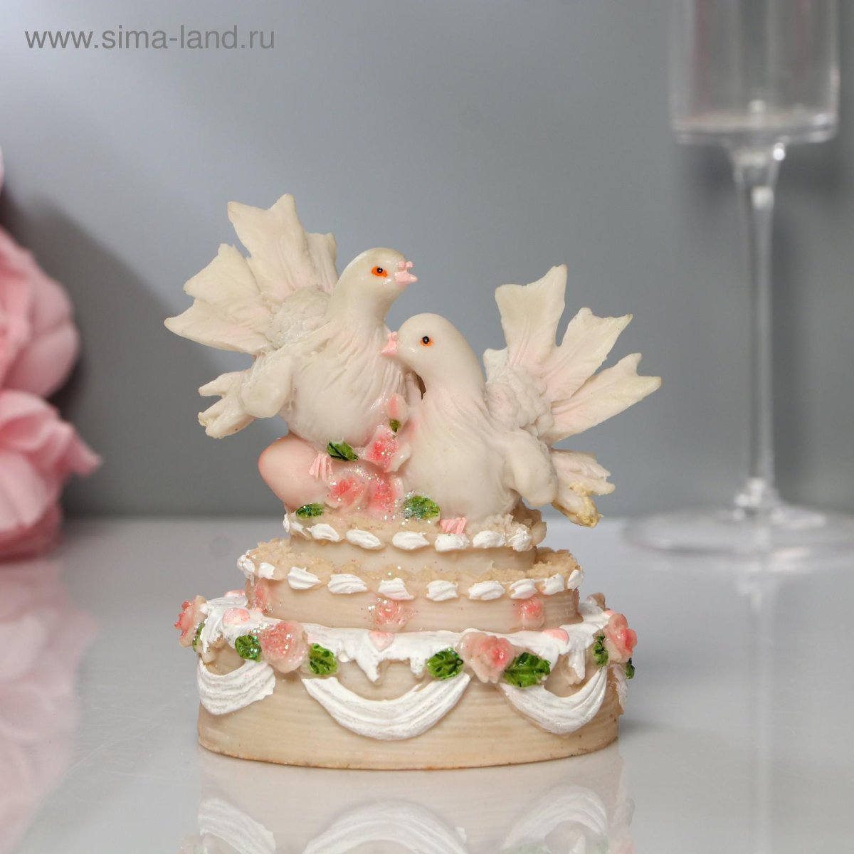 Свадебный торт с птичками