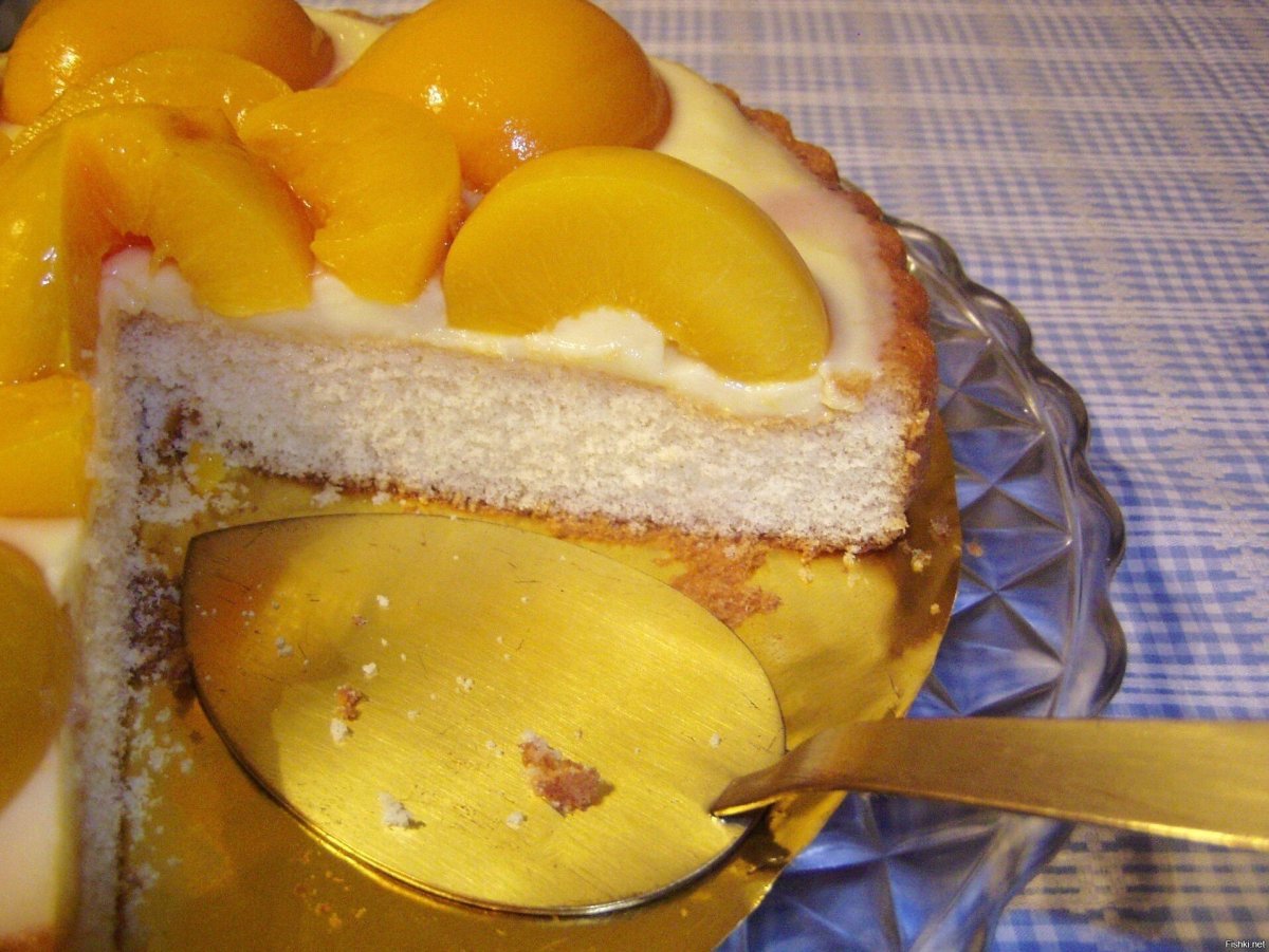 Торт с персиком и бананом