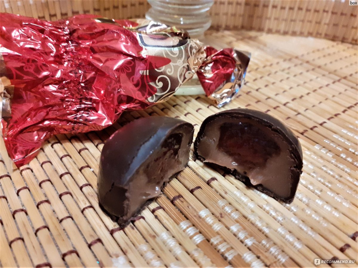 Зелёные коппусные конфеты