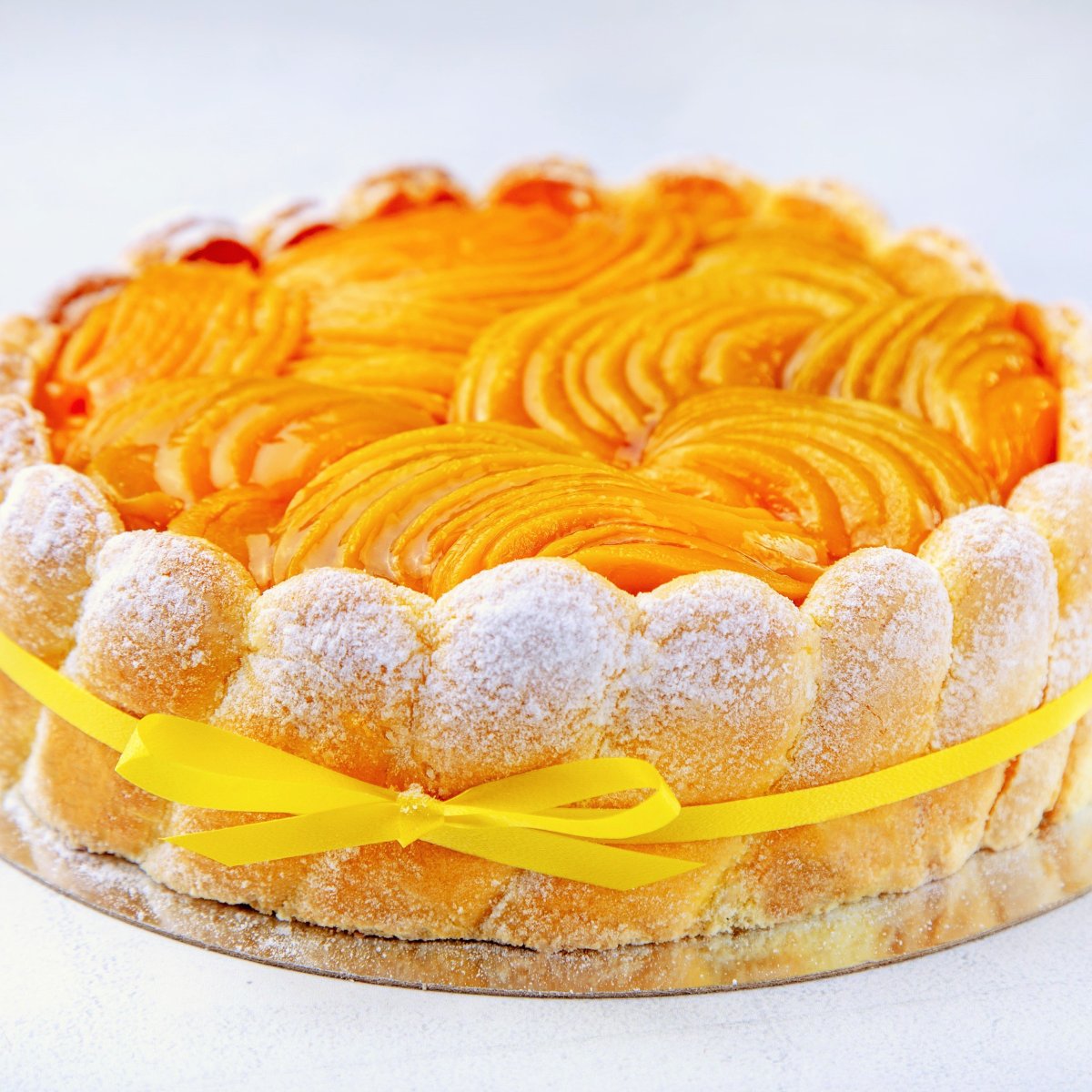 Торт с персиками и творожным кремом