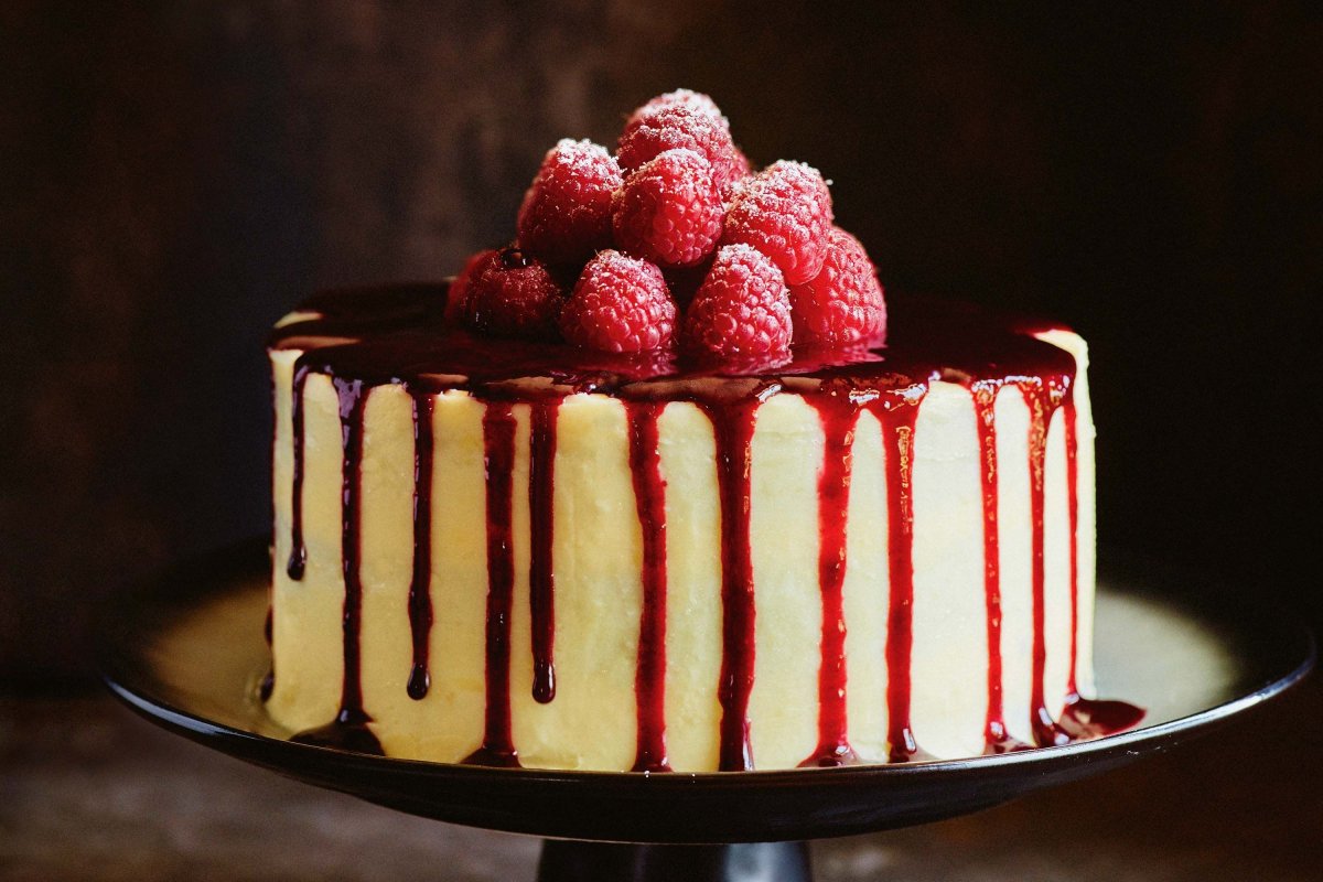 White Chocolate Cake