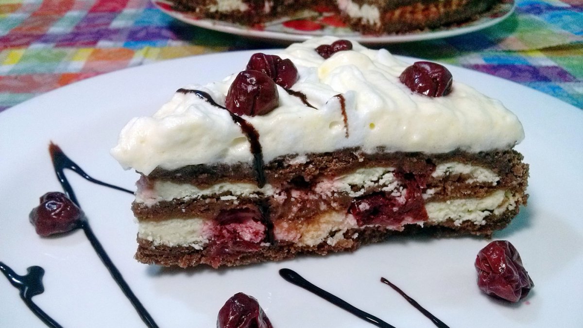 Торт для девушки оригинальный