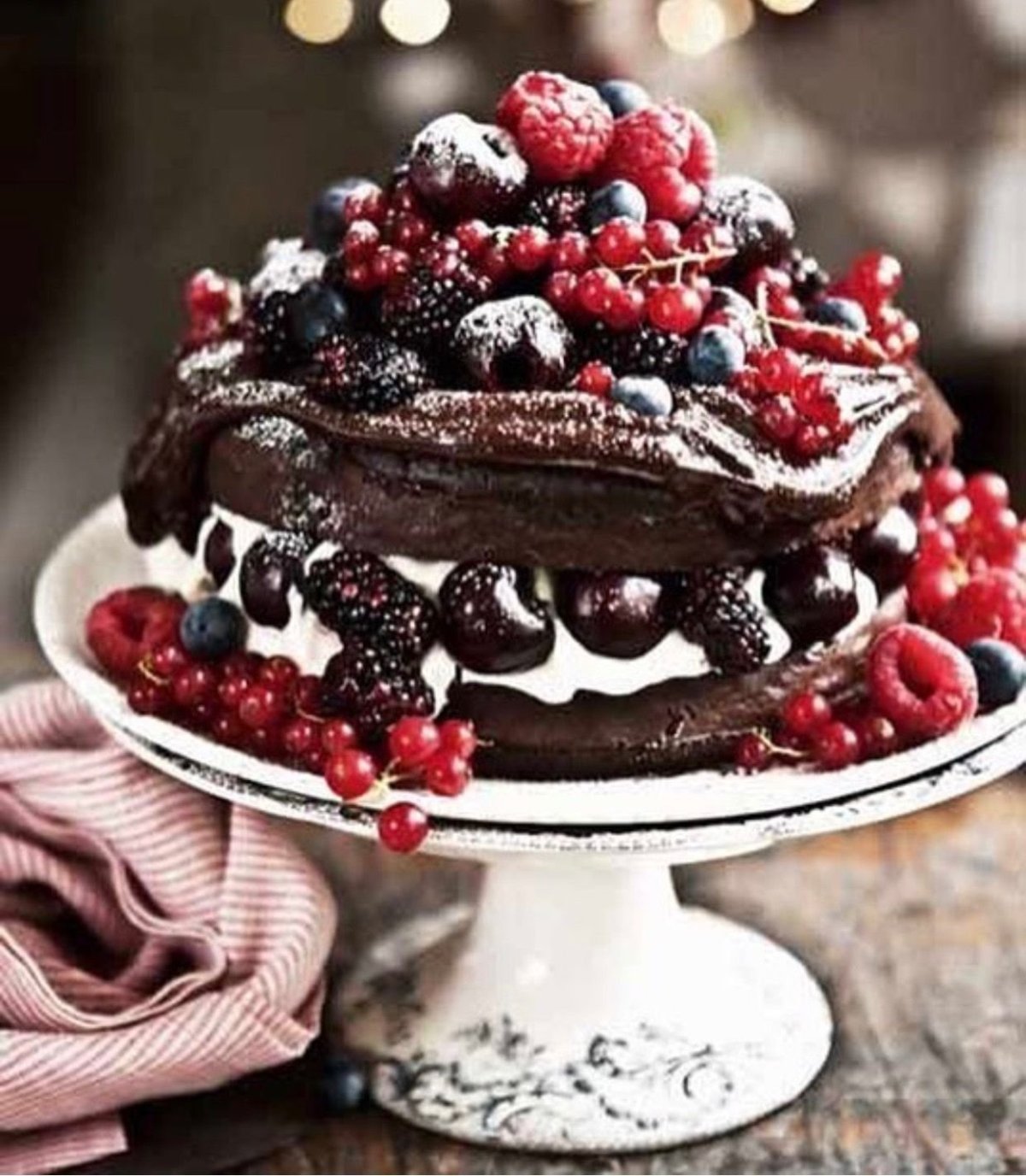 Шварцвальдский вишневый торт (Schwarzwaelder Kirschtorte)