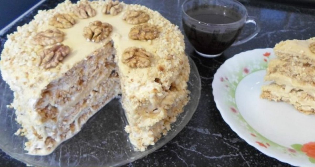 Торт Киевский с безе и орехами