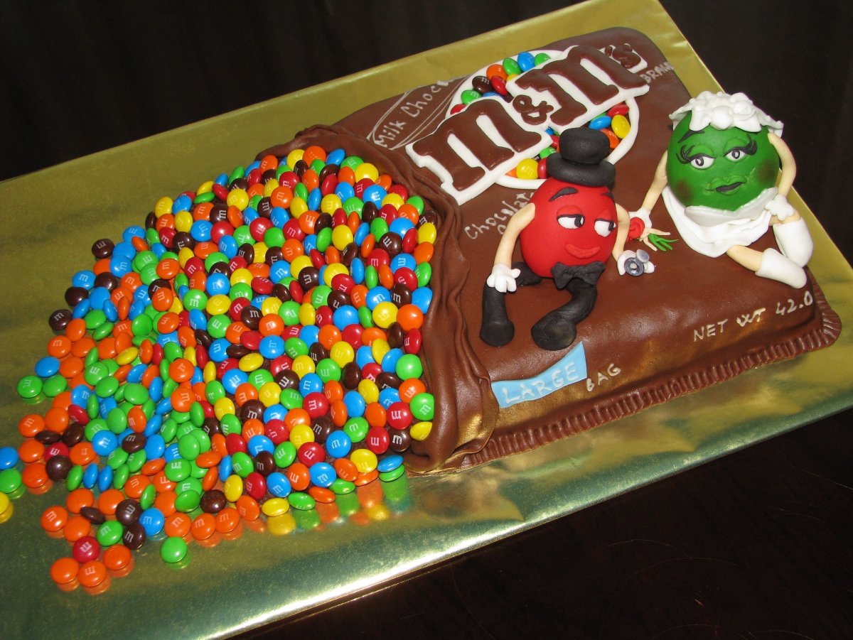 Торт m&m s
