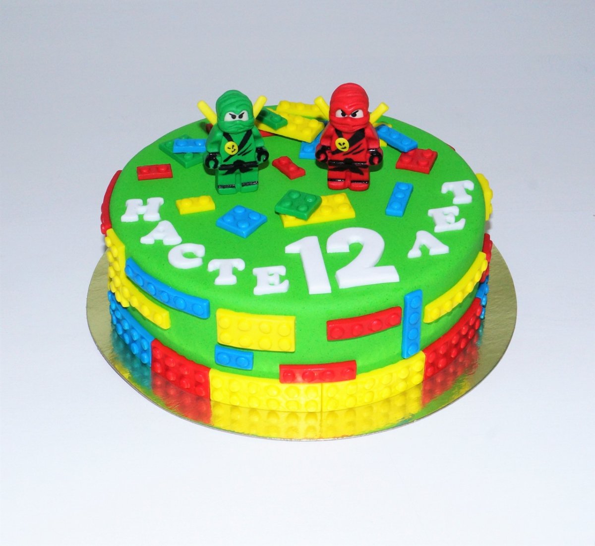 Торт LEGO Marvel