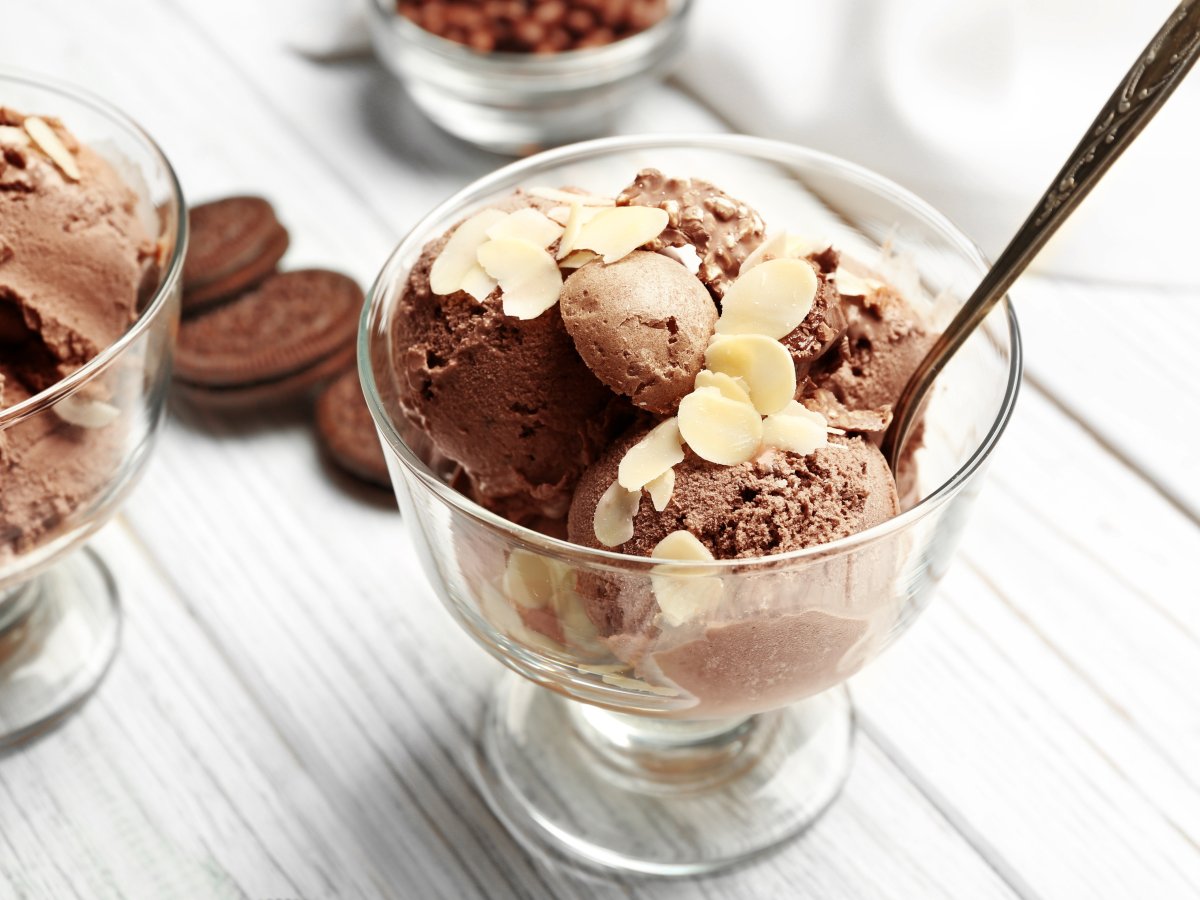 Soft Ice Cream with topping