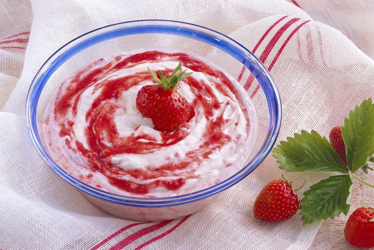 Фондю из клубники с сахаром