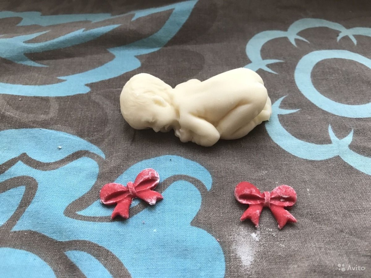 Косточка из мастики