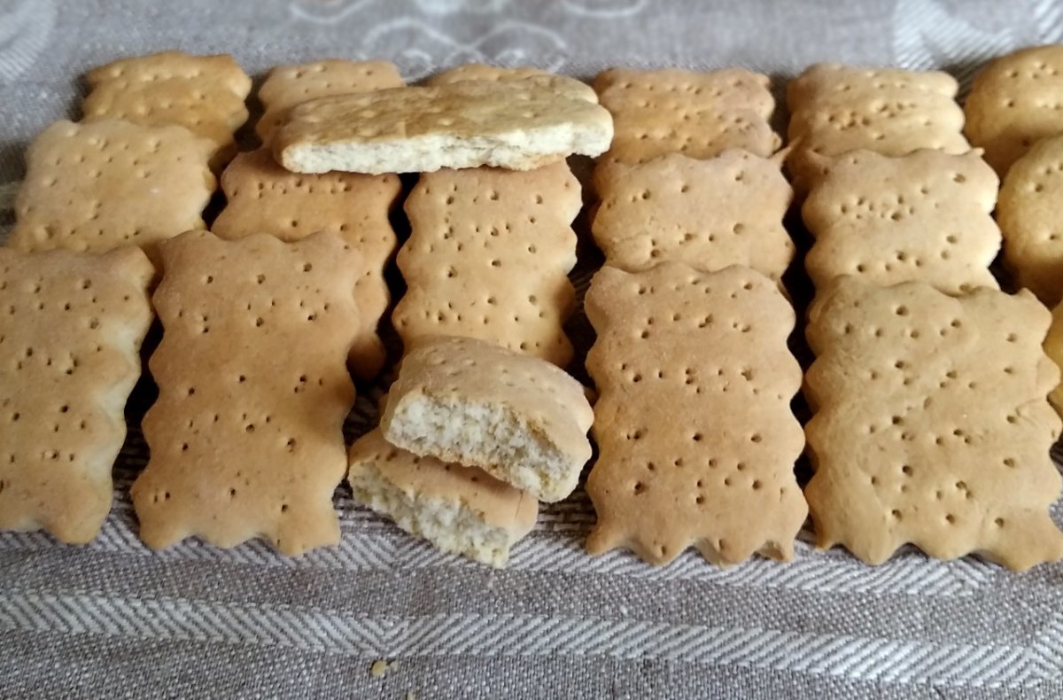 Сухое печенье в магните