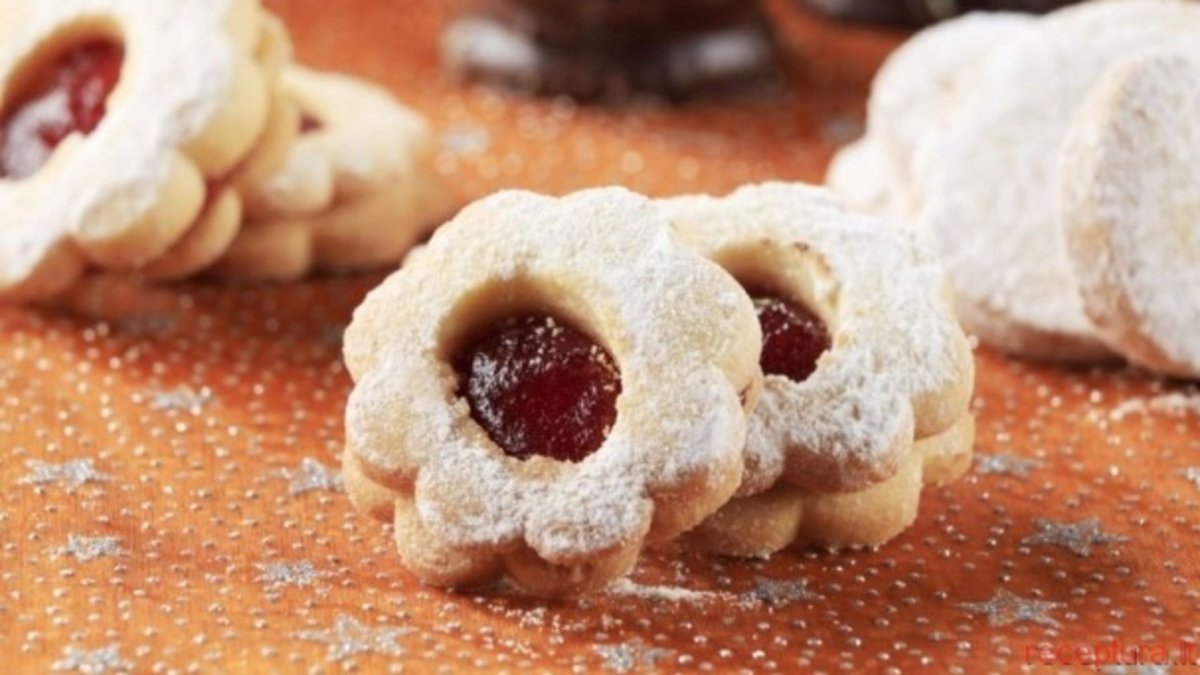 Песочное печенье с джемом