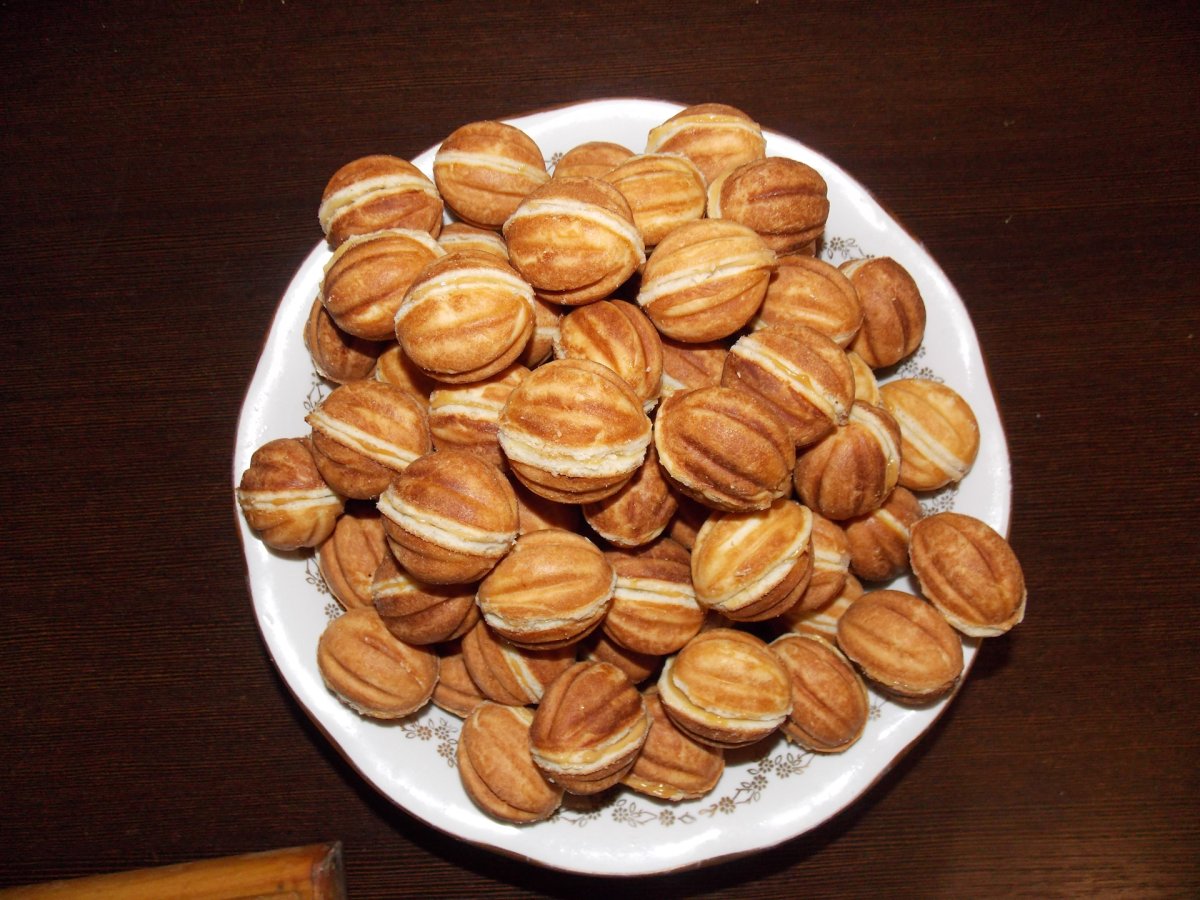 Орешки со сгущенкой классический