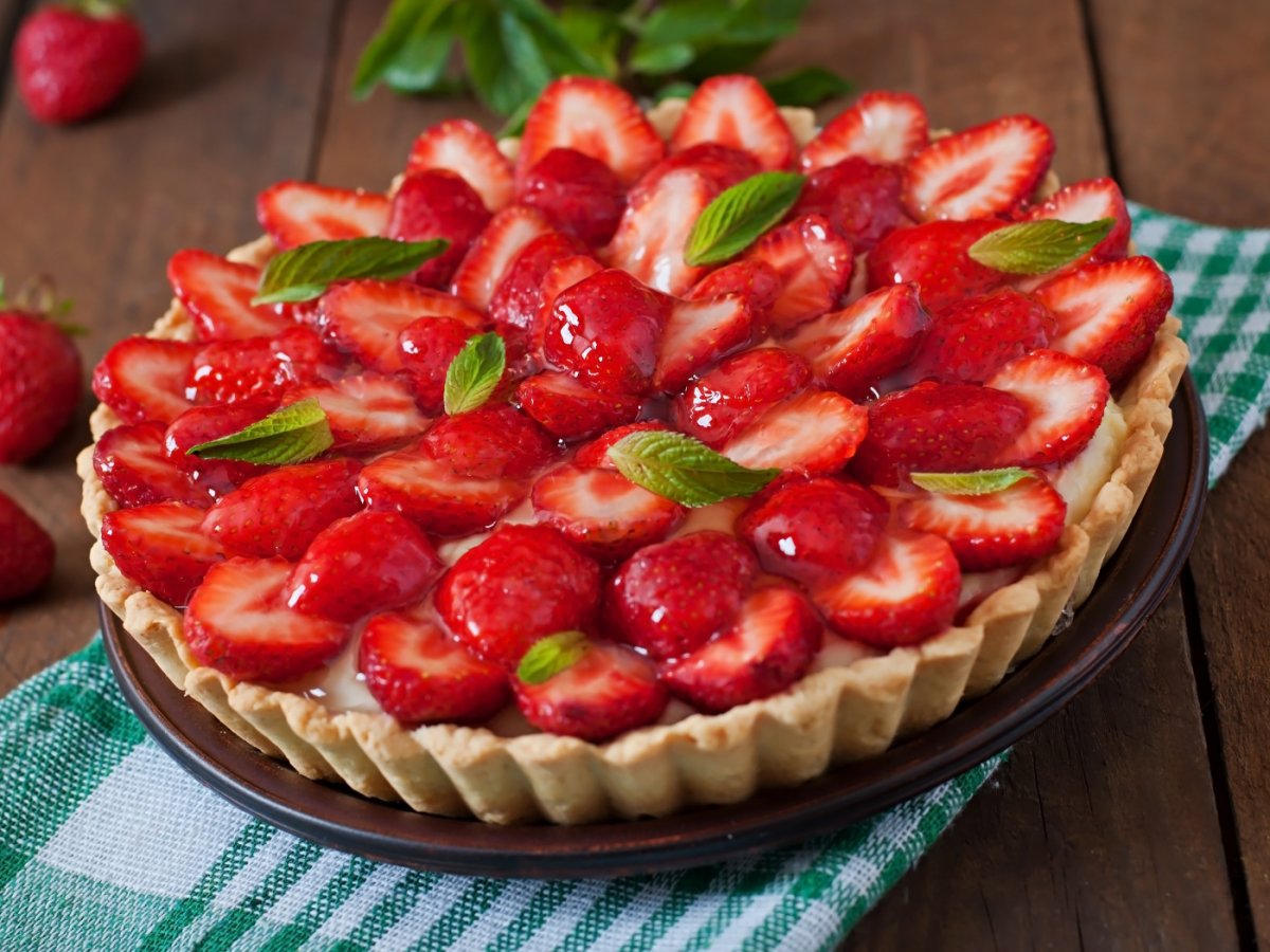 Пирог с клубникой