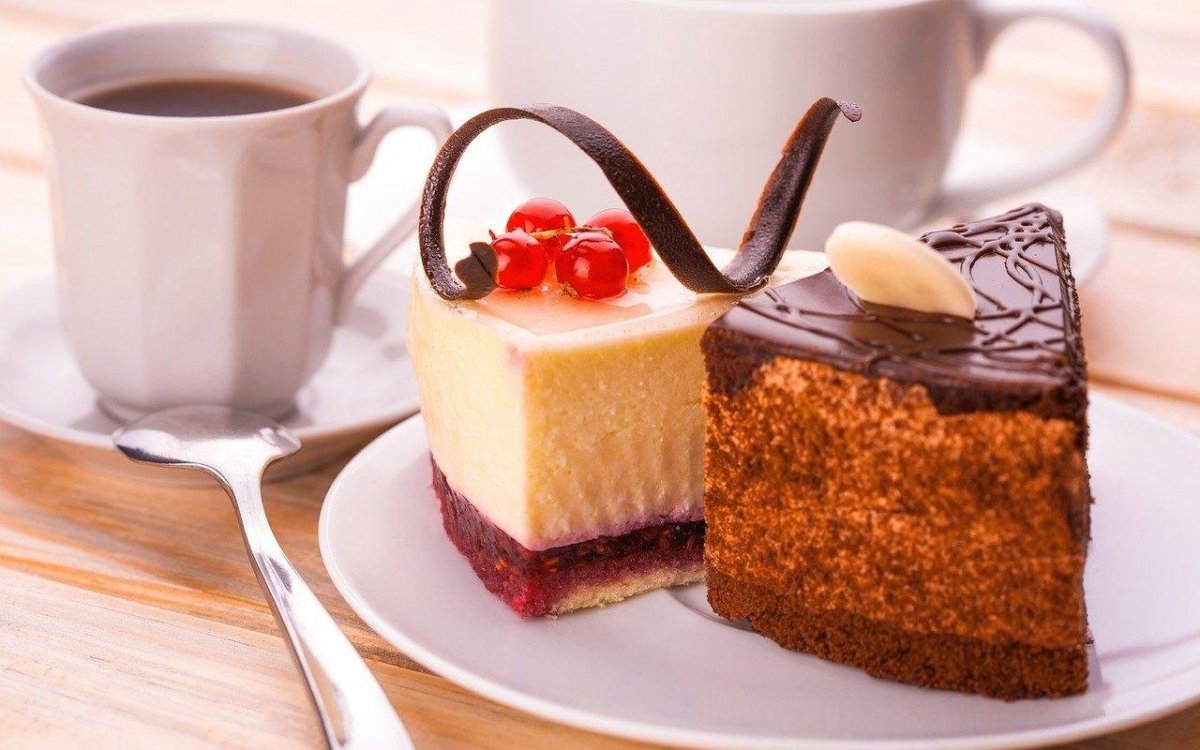 Кофе и пирожное