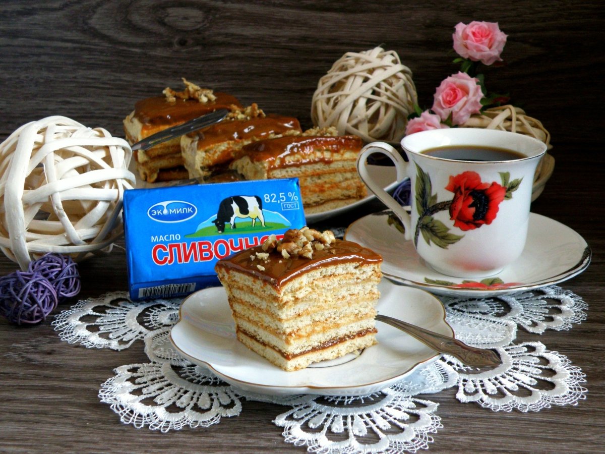 Торт из печенья сгущенки какао и масла