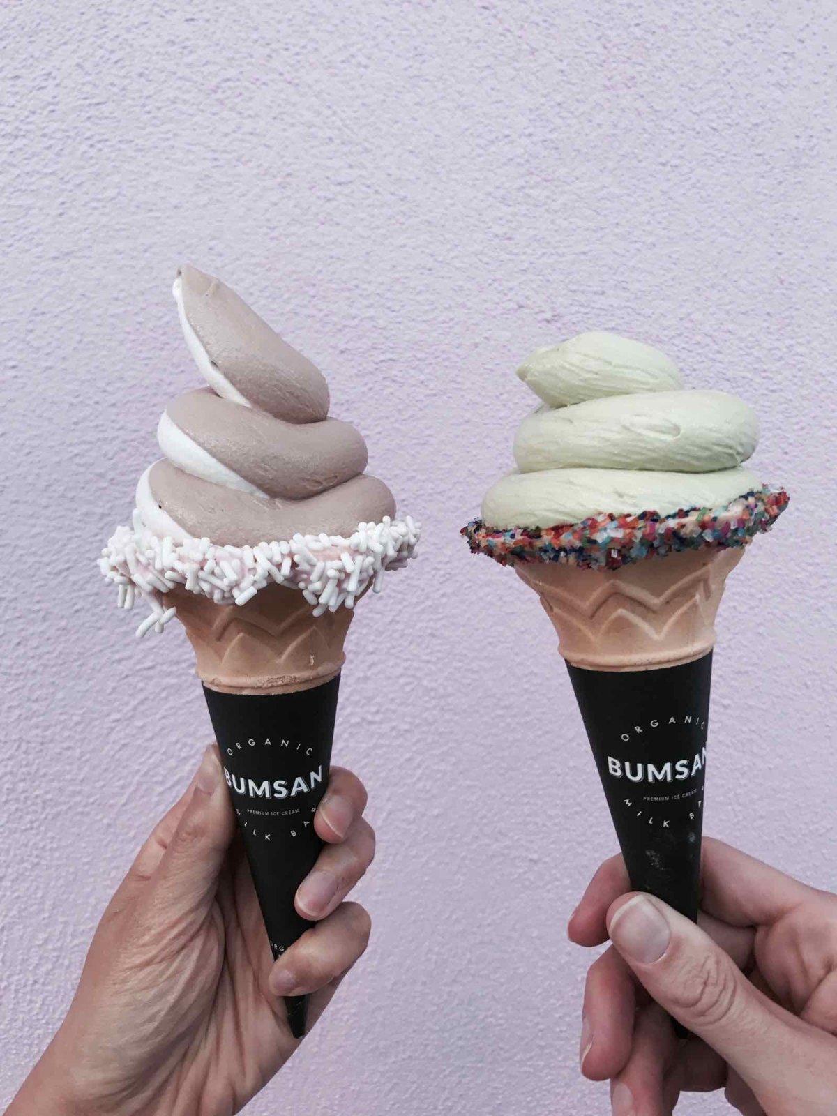 БТС И baskin Robbins